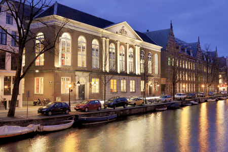  598.3165.compagnietheater.jpg